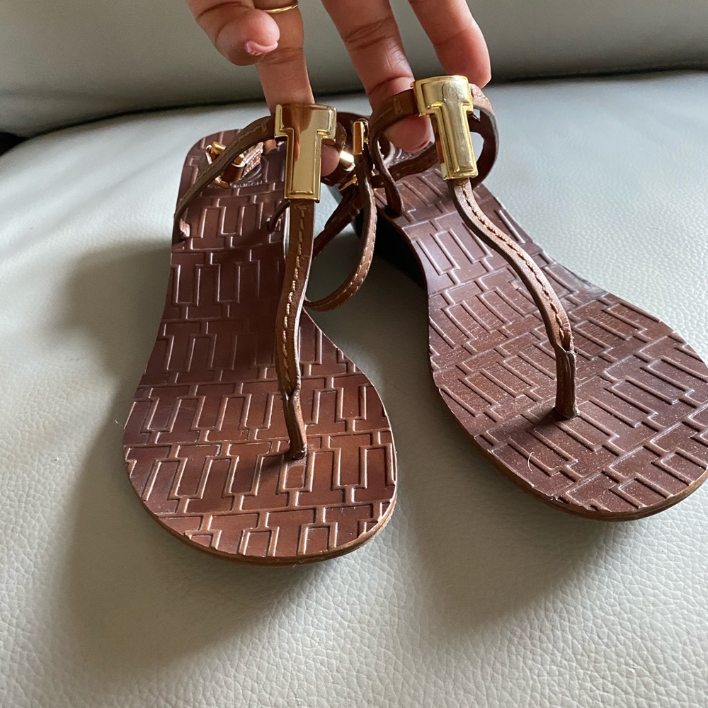 Tory Burch sandal .